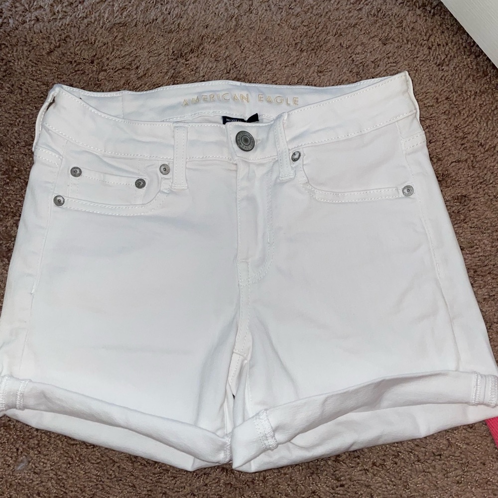 American eagle, size 4 shorts, white, gently used